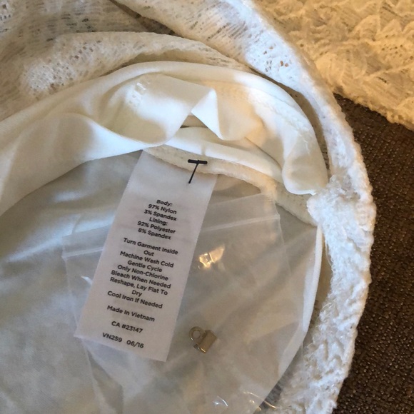 Talbots stretch lace body con top size small (6) - Picture 3 of 5